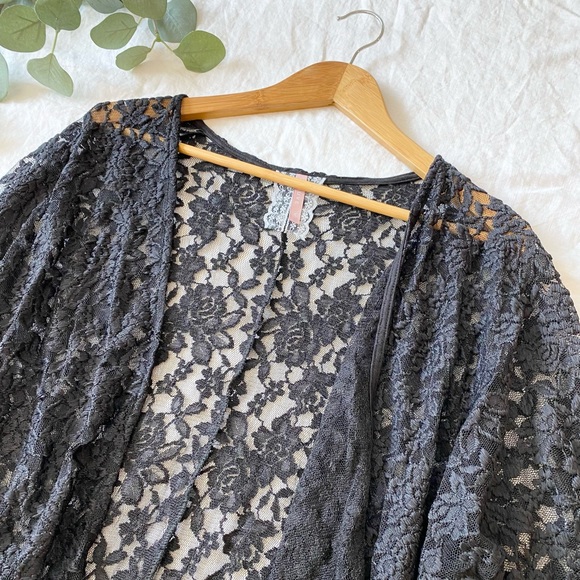 Mauve Rose Lace Jacket / Cover-up - Picture 7 of 10